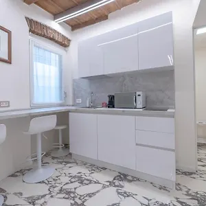 https://apt-brera-luxury-milan.it-lombardy.com